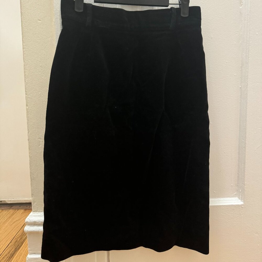Vintage Black Velvet Skirt (S)